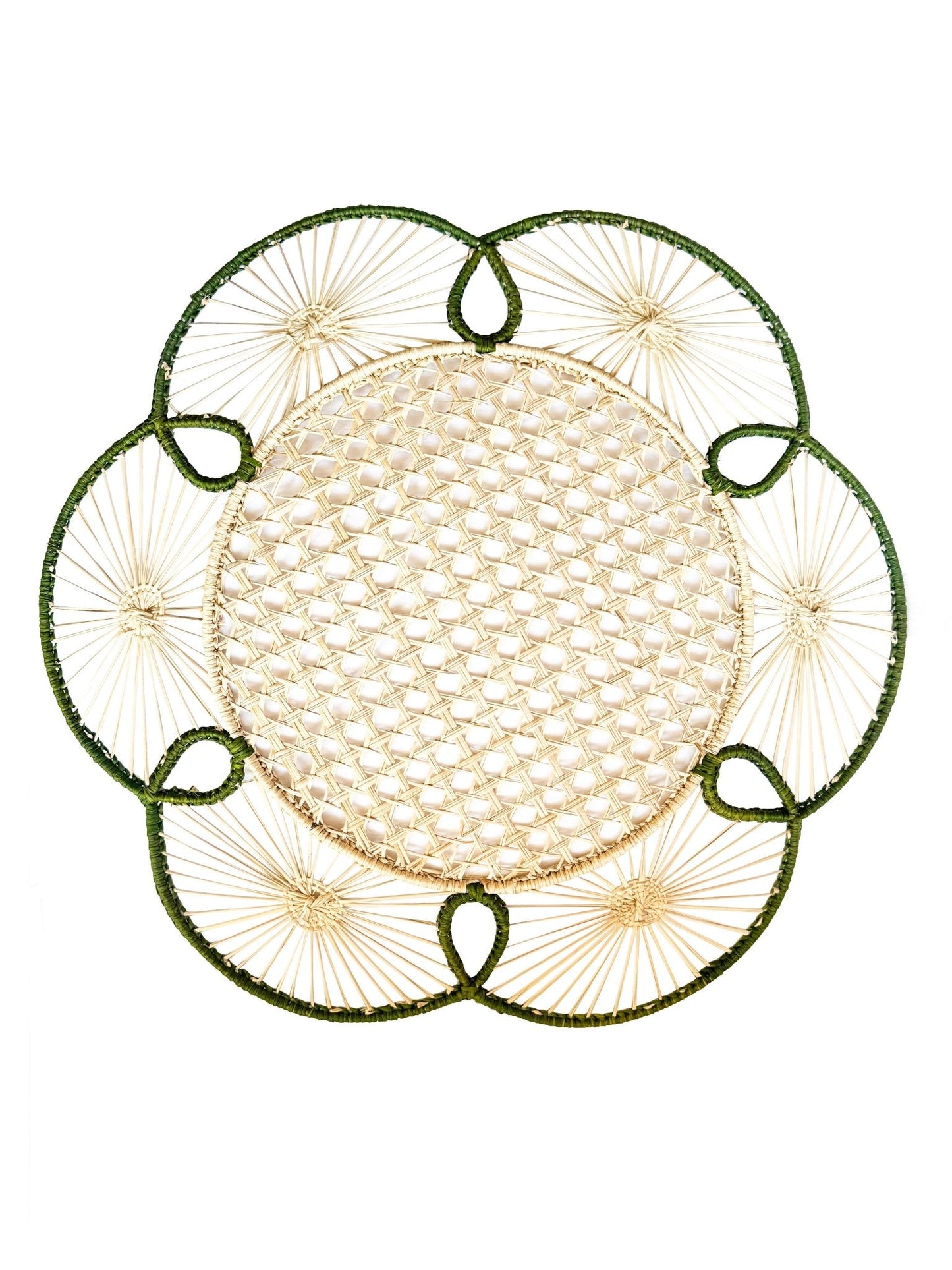 Handwoven Flora Iraca Charger in Green
