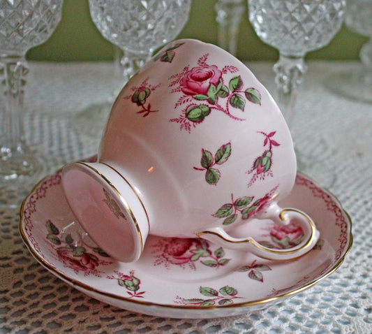 Vintage Royal Sealy Tea Coffee Cup & Saucer with Pink Roses Design. Dining Room Decor. Modern Farmhouse. Tea Garden Party Hosting Essentials