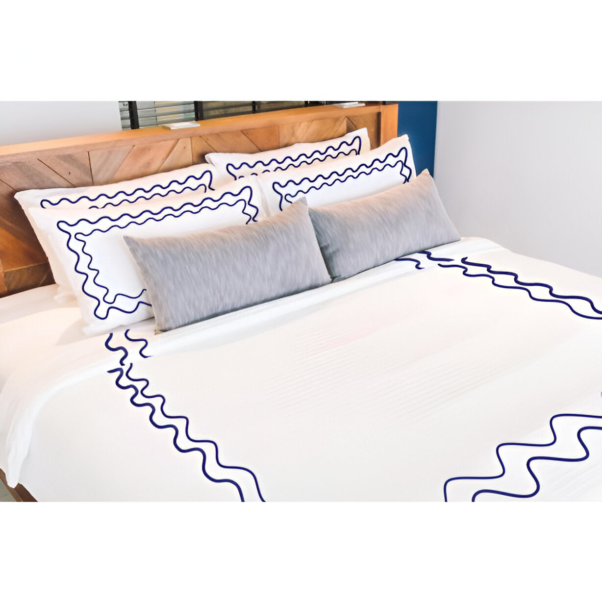 Double Wavy Embroidered Duvet Cover Set - 100% Cotton